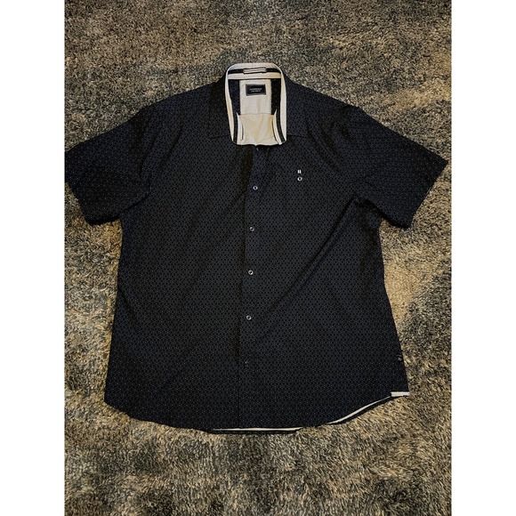 7Diamonds 4Way Stretch Shirt Men XL Short Sleeve Button Up Geometric Print Woven - Picture 1 of 6
